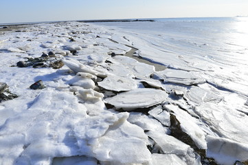 The accumulation of sea ice in the sea