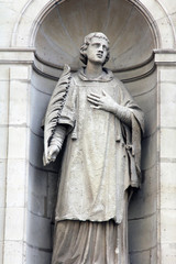 Fototapeta premium St. Stephen at the facade of the Saint Etienne du Mont Church, Paris.