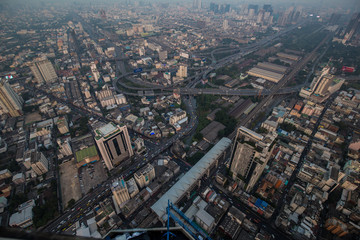 Fototapeta premium Bangkok city building in haze with air pollution PM2.5 problem