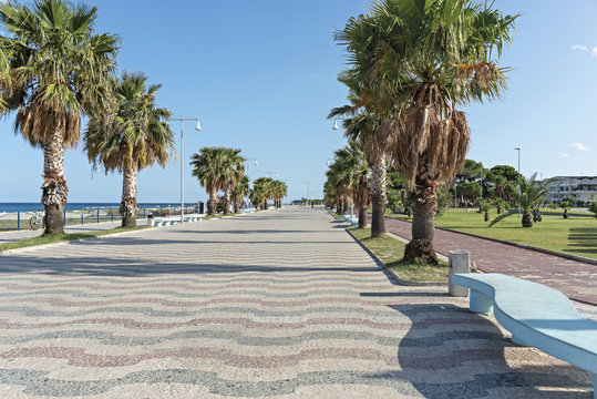 Italia Calabria Soverato lungomare la passeggiata