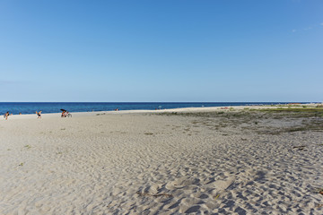 Italia Calabria Soverato lungomare la passeggiata a bordo spiaggia