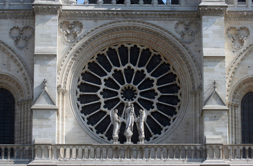 Obraz premium Rose window, Facade of Notre Dame de Paris
