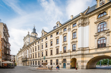 Fototapeta na wymiar Uniwersytet Wrocławski - Wrocław