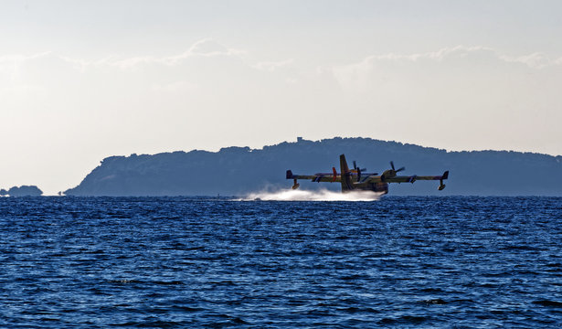Avion canadair