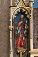 Obraz premium Saint Philip statue on the main altar in the church of Saint Matthew in Stitar, Croatia