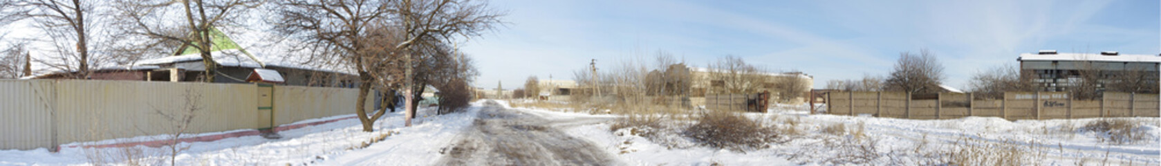 Улица промышленного поселка