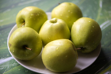 Green apples 
