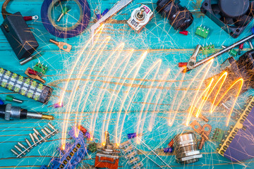 Tools and a set of components for use in electrical installations with a spark.