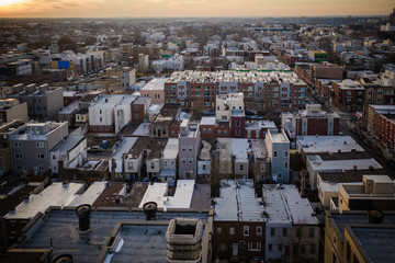 Fototapeta premium Aerial of Foggy Sunrise in Philadelphia