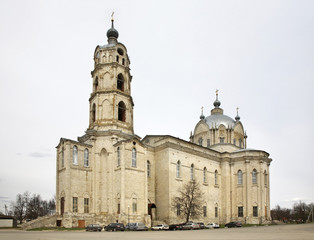 Fototapeta premium Trinity Cathedral in Gus-Zhelezny. Ryazan oblast. Russia