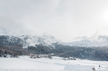 Fototapeta na wymiar Surlej, Silvaplana, Dorf, Oberengadin, Corvatsch, Alpen, Winter, Wintersport, Graubünden, Schweiz