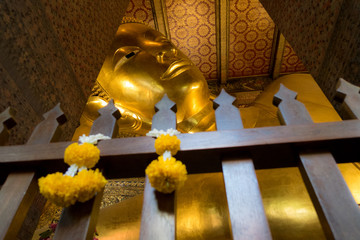 Liegender Buddha im Wat Pho - Bangkok, Thailand.