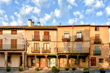 Fototapeta na wymiar Casas antiguas de Riaza, Segovia