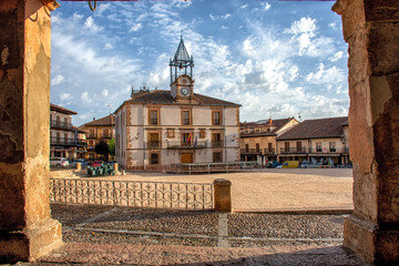 Ayuntamiento y plaza de Riaza