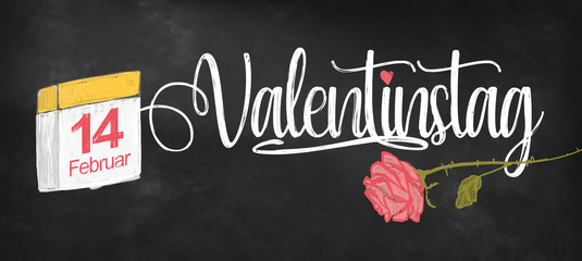 Fototapeta na wymiar Valentinstag -Handgeschriebener Text mit Kreide auf einer Tafel mit Kalender und einer Rose - Copy space