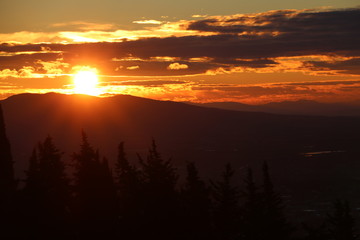 Tuscany sunrise moments 