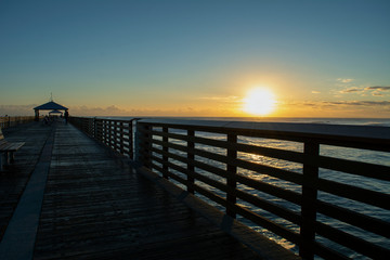 Fototapeta na wymiar Sunrise at the Pier