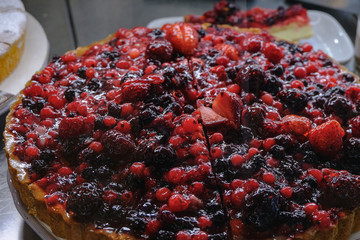 pie with berries
