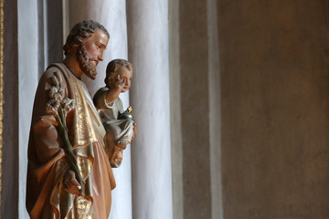 Saint-Antoine de Padoue et Jésus-Christ Enfant. Collégiale Saint-Jacques-le-Majeur. Sallanches. / Anthony of Padua and Jesus. Saint James's collegiate church. Sallanches. 