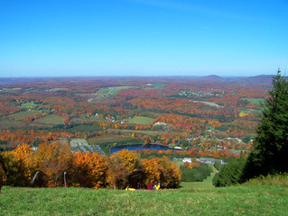 Fototapeta na wymiar October in Pennsylvania
