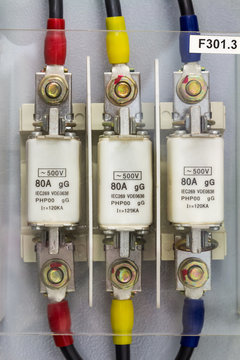 Low voltage fuse links