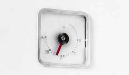Thermometer zeigt Minustemperatur