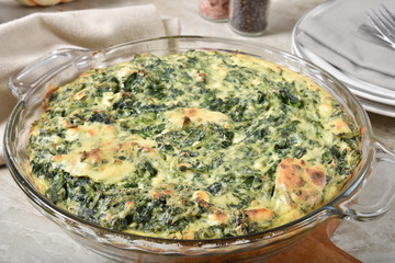 Crustless spinach quiche