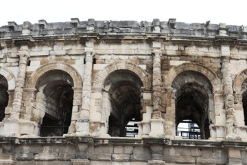 ARENES ROMAINES - NIMES - LANGUEDOC - OCCITANIE