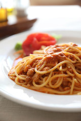 Spaghetti bolognese , Spaghetti with tomato sauce top with cheese , Italian Food