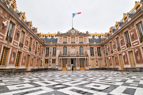 Marble courtyard, the entrance of Palace of Versailles (Château de Versailles) in Paris.