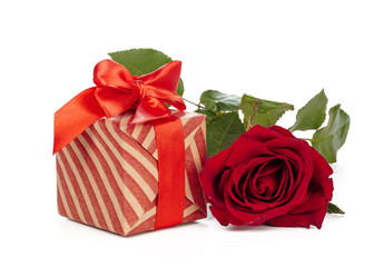 Giftbox and rose isolated on the white
