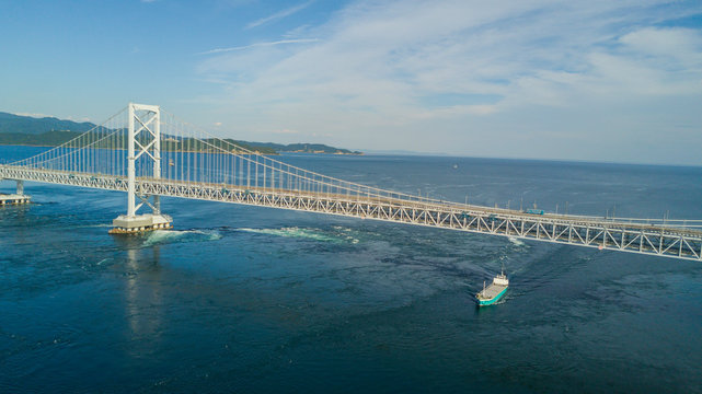 Puente de Naruto Jap&oacute;n