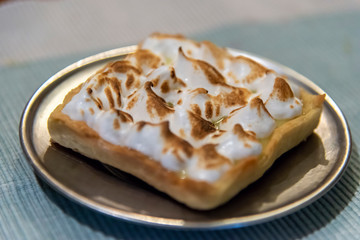 Lemon pie with meringue