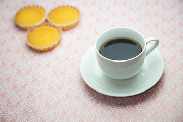 マドレーヌ　スイーツ