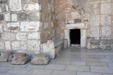 Bethlehem Basilica of the Nativity, Entrance