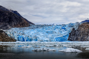 Fototapeta na wymiar South Sawyer Glacier