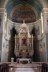 Fototapeta na wymiar Basilica of the Sacred Heart of Jesus in Zagreb, Croatia