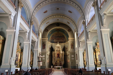 Fototapeta na wymiar Basilica of the Sacred Heart of Jesus in Zagreb, Croatia 
