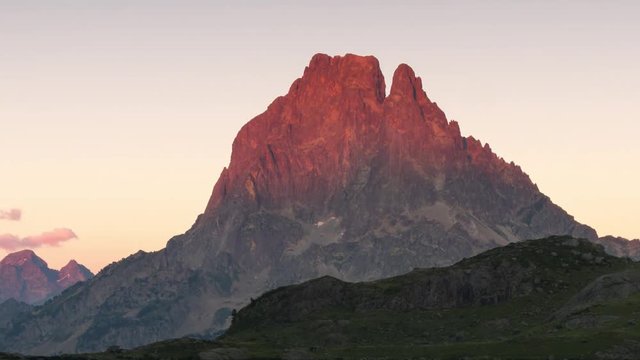 Sunset at Lac Gentau, French Pyrenees. Alpenglow in the Midi d&not;&yen;Ossau peak.