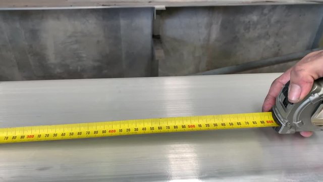 Measuring aliminium material