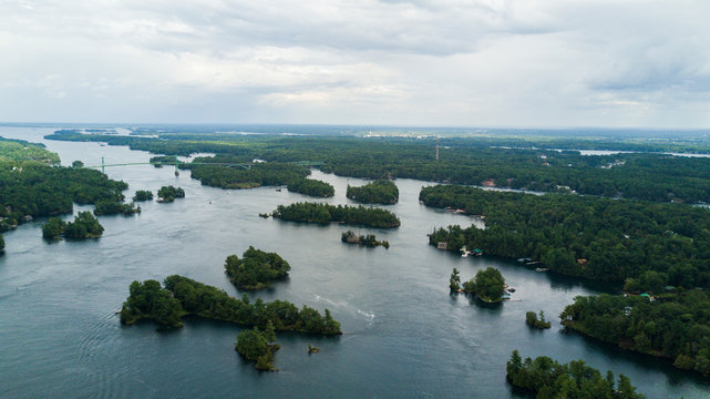 Mil Islas Canada