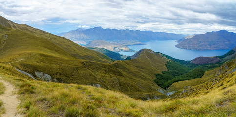 Naklejka premium hiking the ben lomond track, view of lake wakatipu at queenstown, new zealand 50