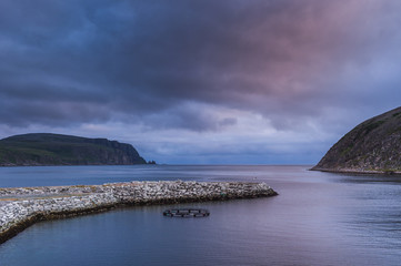 paesaggio su un fiordo norvegese in estate