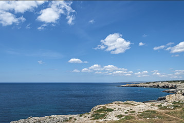Italia Puglia Capo Santa Maria di Leuca lungomare scogli punta pistola