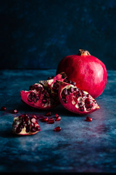 Fresh pomegranate sections