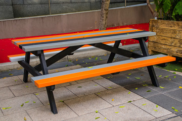 Banco e mesa © Reynaldo G. Lopes