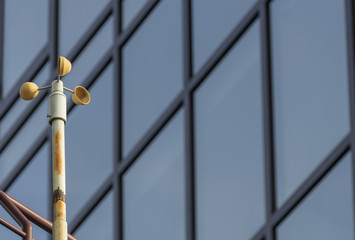 Anemometer