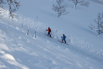 Fototapeta na wymiar skitourengehen