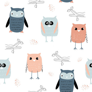 Seamless pattern with funny owls in the forest. Cute kids print. Vector hand drawn illustration.