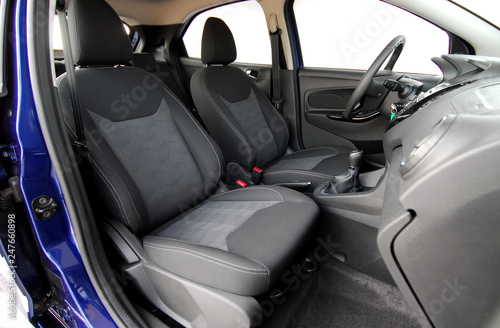 Front car seats